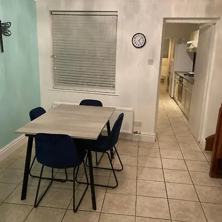 Lovely 2 Bed House Apartment In Boston Towncentre Exterior photo