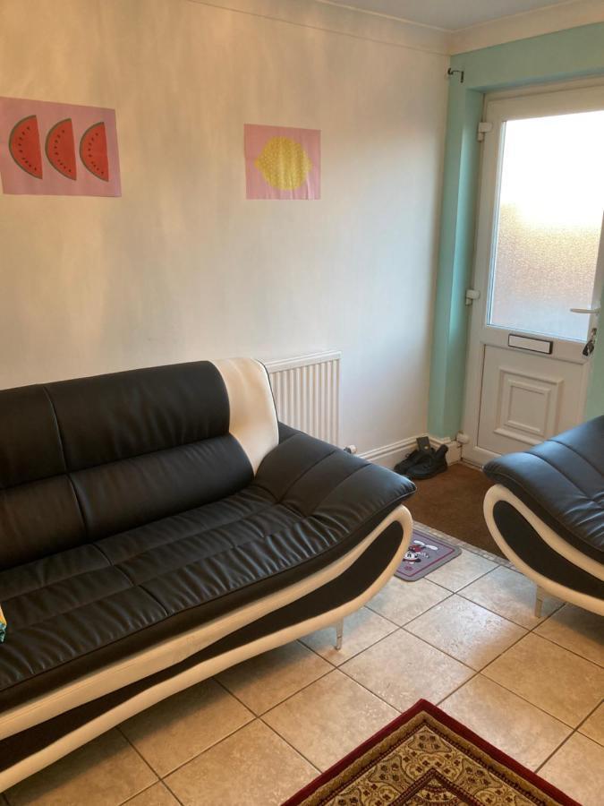 Lovely 2 Bed House In Towncentre * Boston