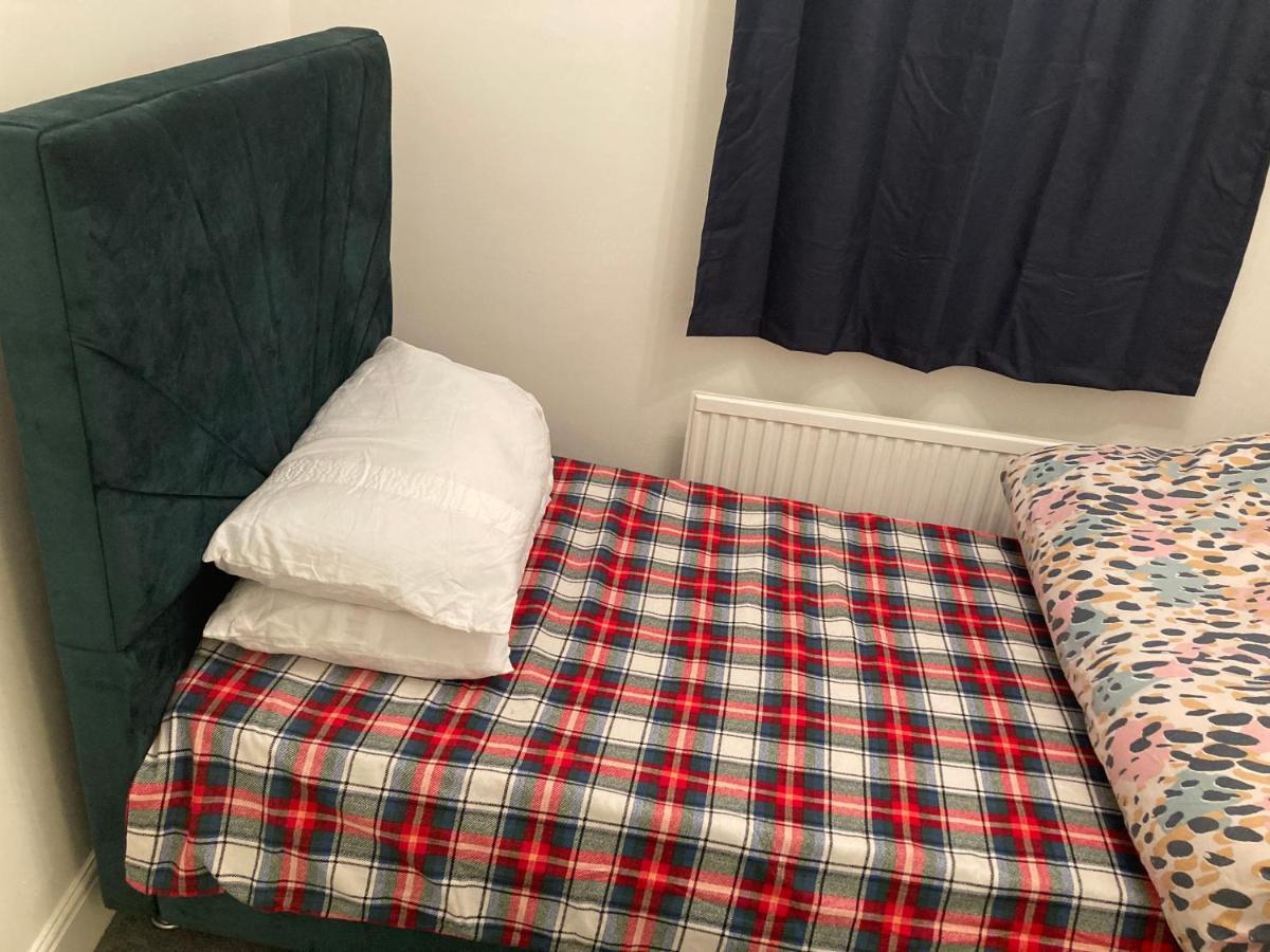 Lovely 2 Bed House In Towncentre Holiday home